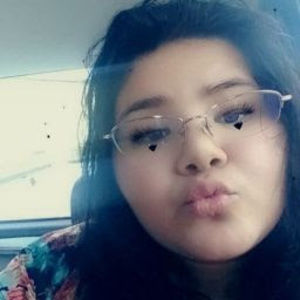 Meet your Posher, Daundra